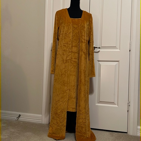 Orange velvet 2 piece dress and duster set - Picture 3 of 7